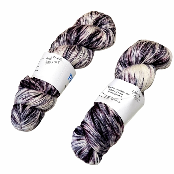 2 skein PK Yarn Sock / fingering weight 437 yrds - Picture 8 of 8